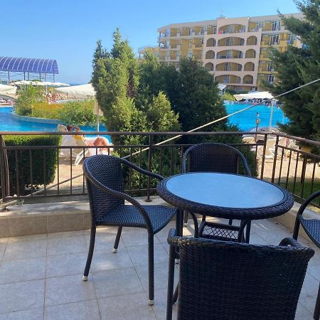 Midia Grand Resort, Terrassen Paradies Apartment Aheloy Bagian luar foto