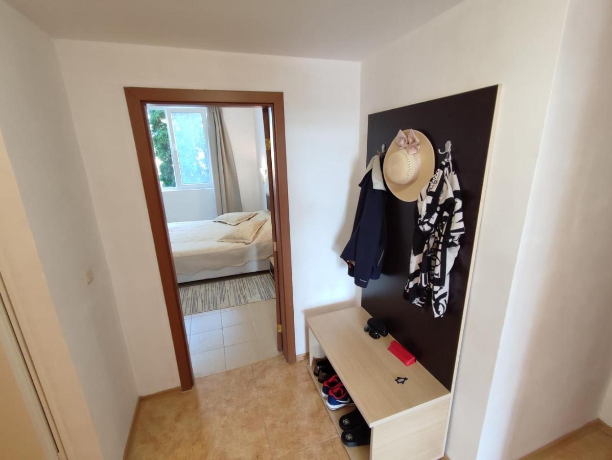 Midia Grand Resort, Terrassen Paradies Apartment Aheloy Bagian luar foto